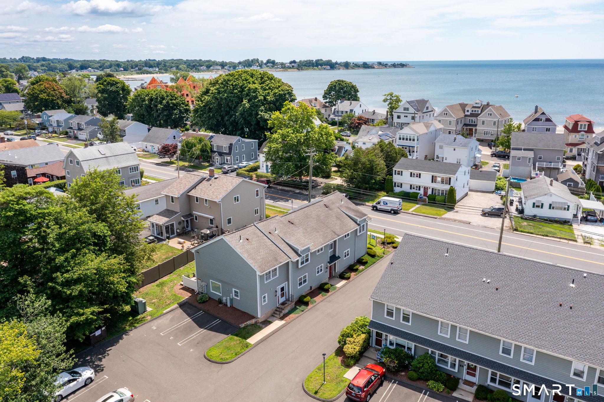 402 Mariners Walk Unit: 402