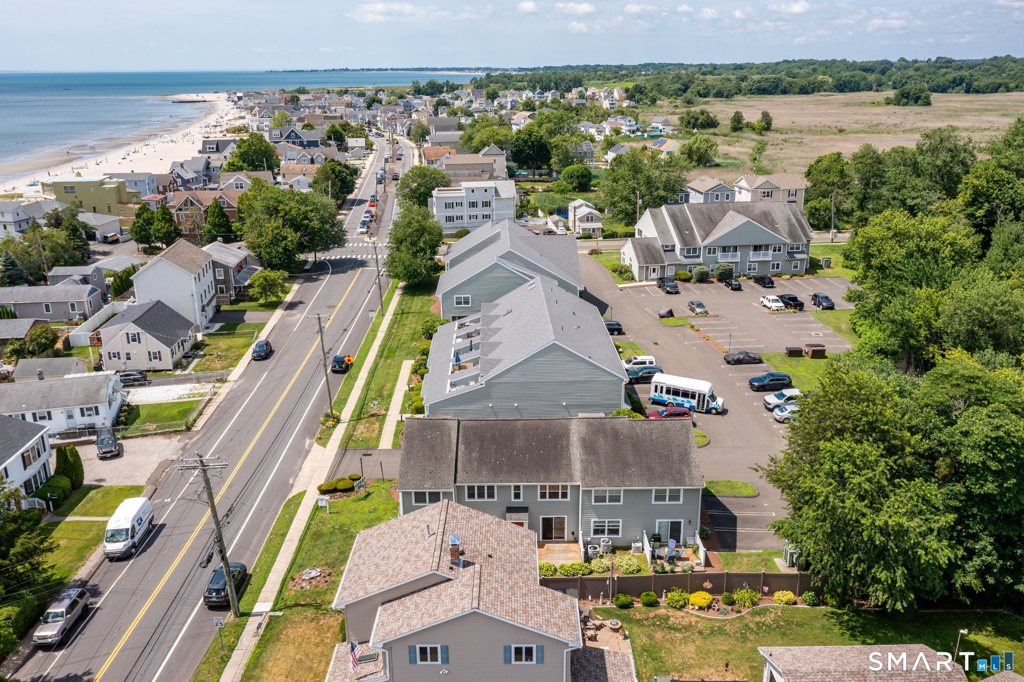 402 Mariners Walk Unit: 402
