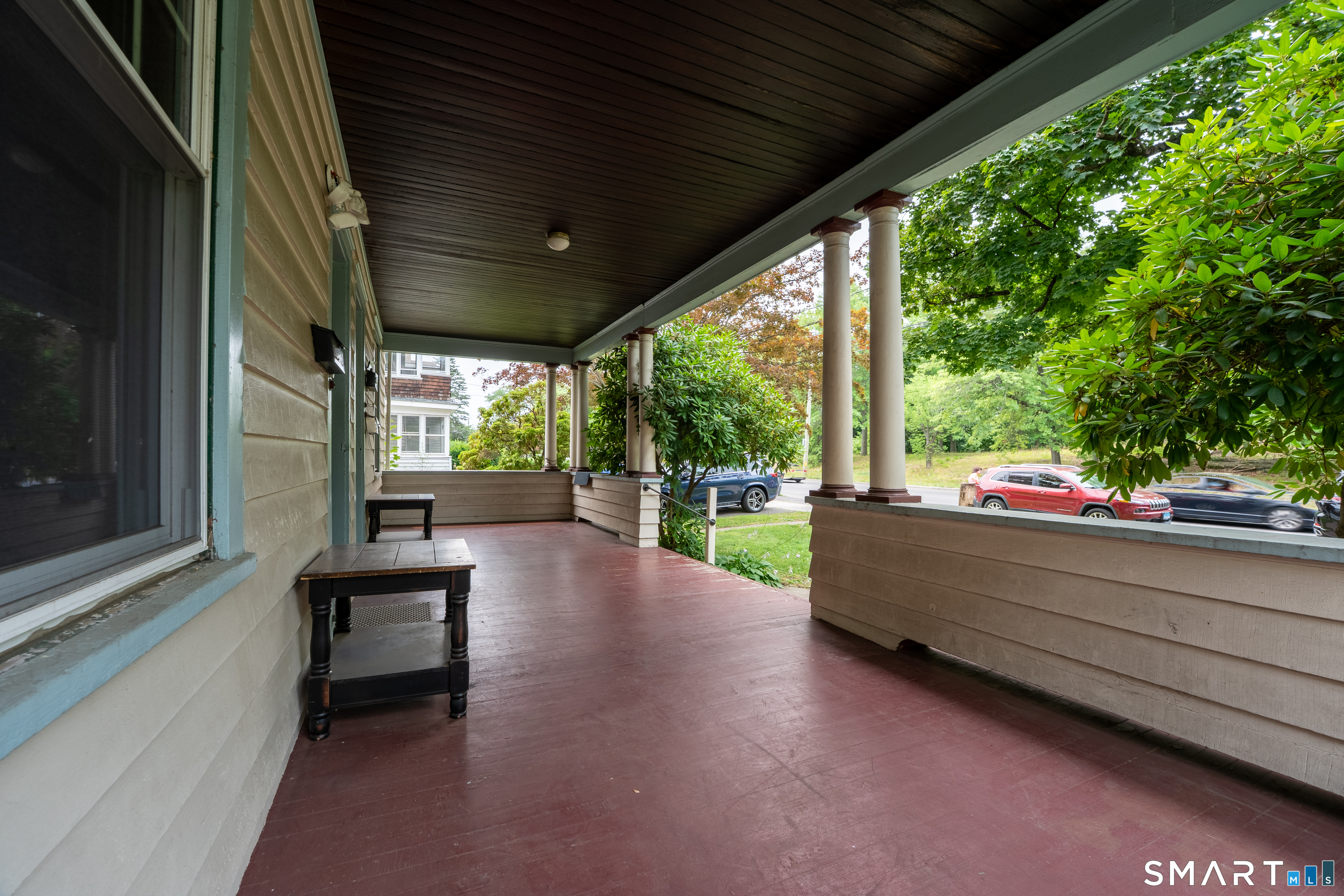 92 Fairfield Avenue Unit: 1st Floor