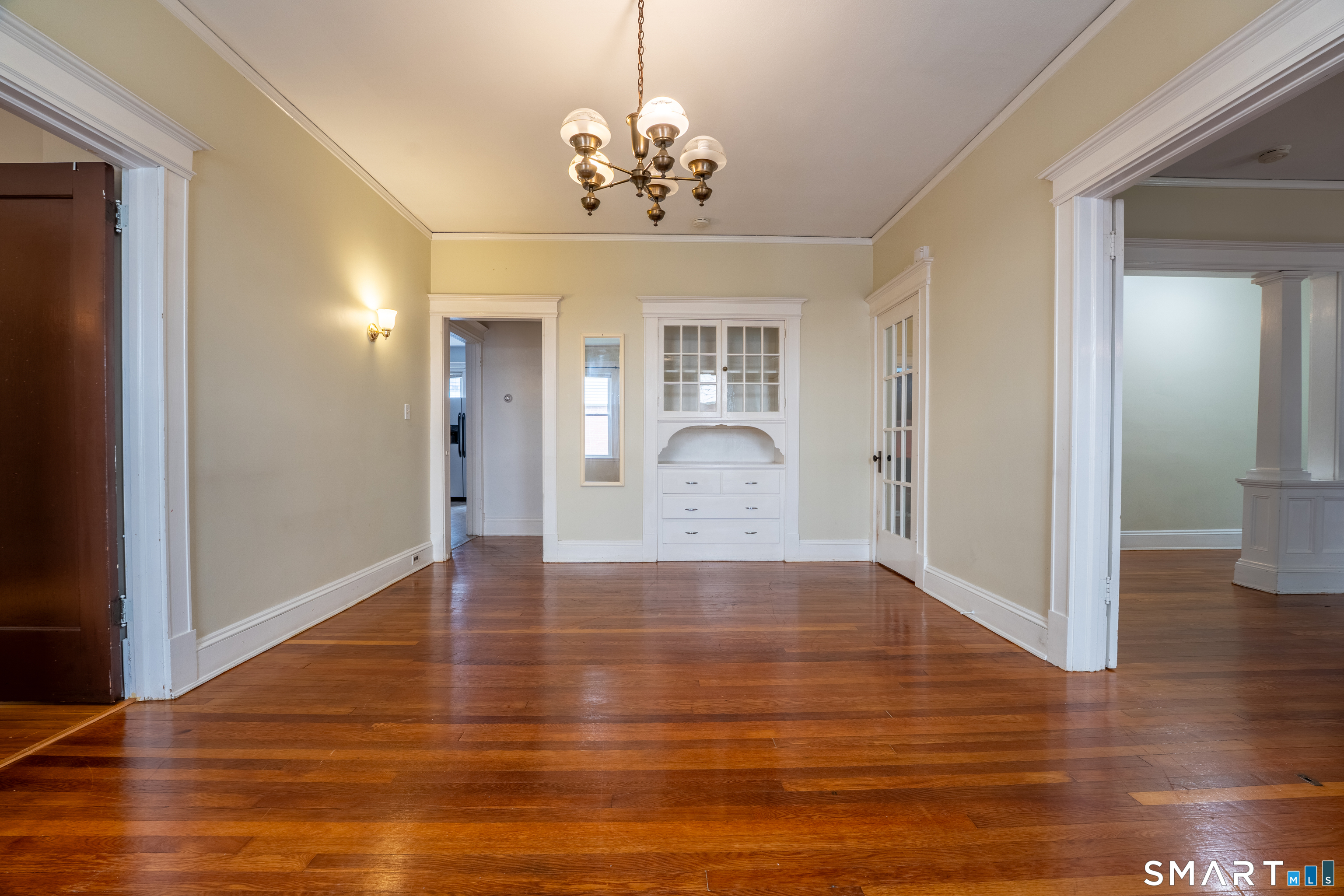 92 Fairfield Avenue Unit: 1st Floor
