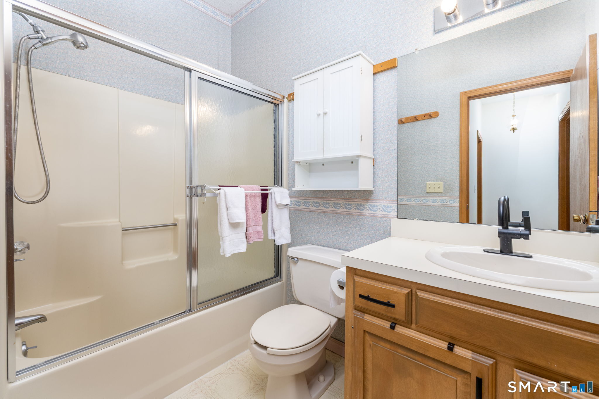 13 Ivy Lane Unit: 13