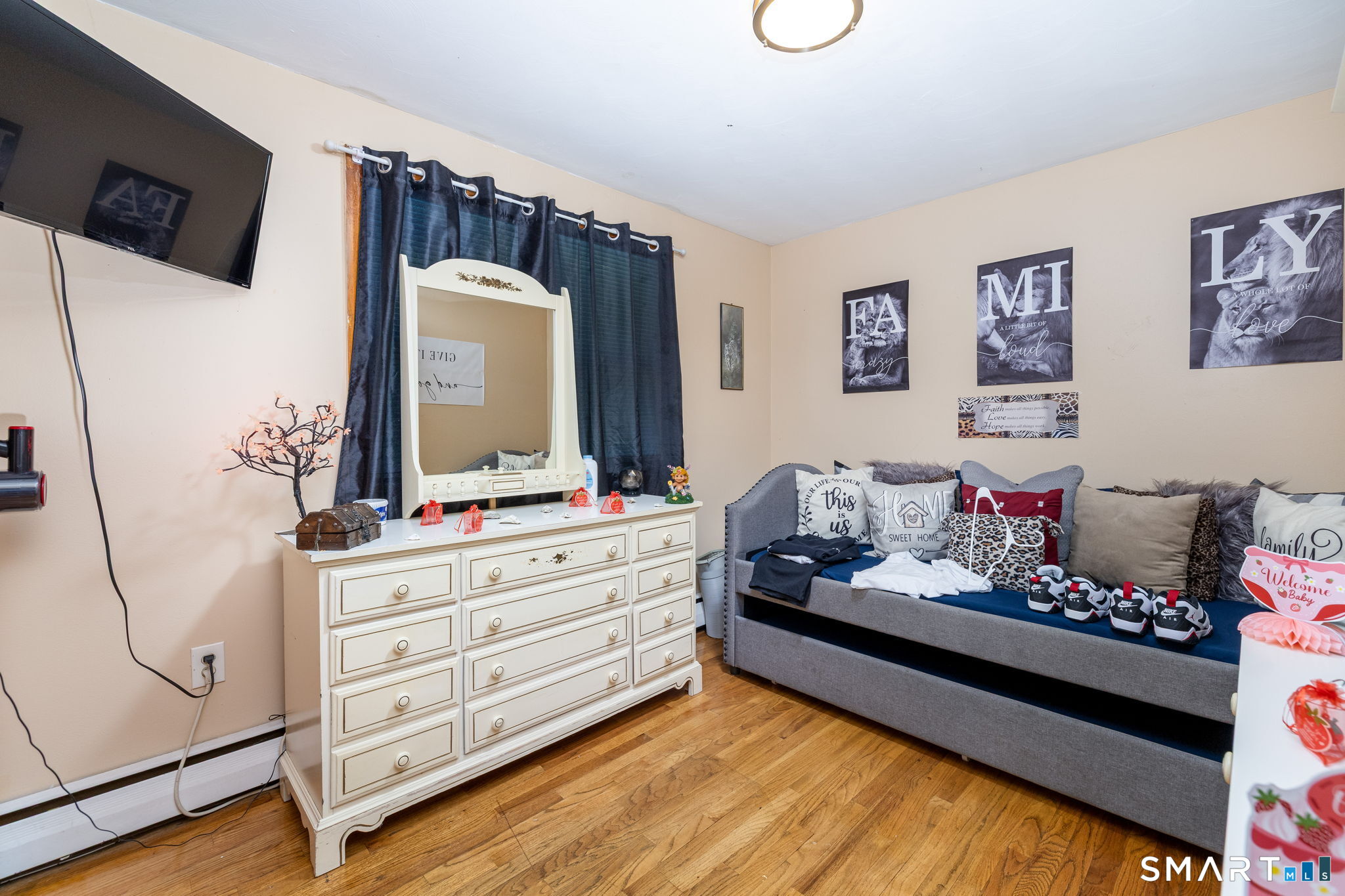 257 Hillside Avenue