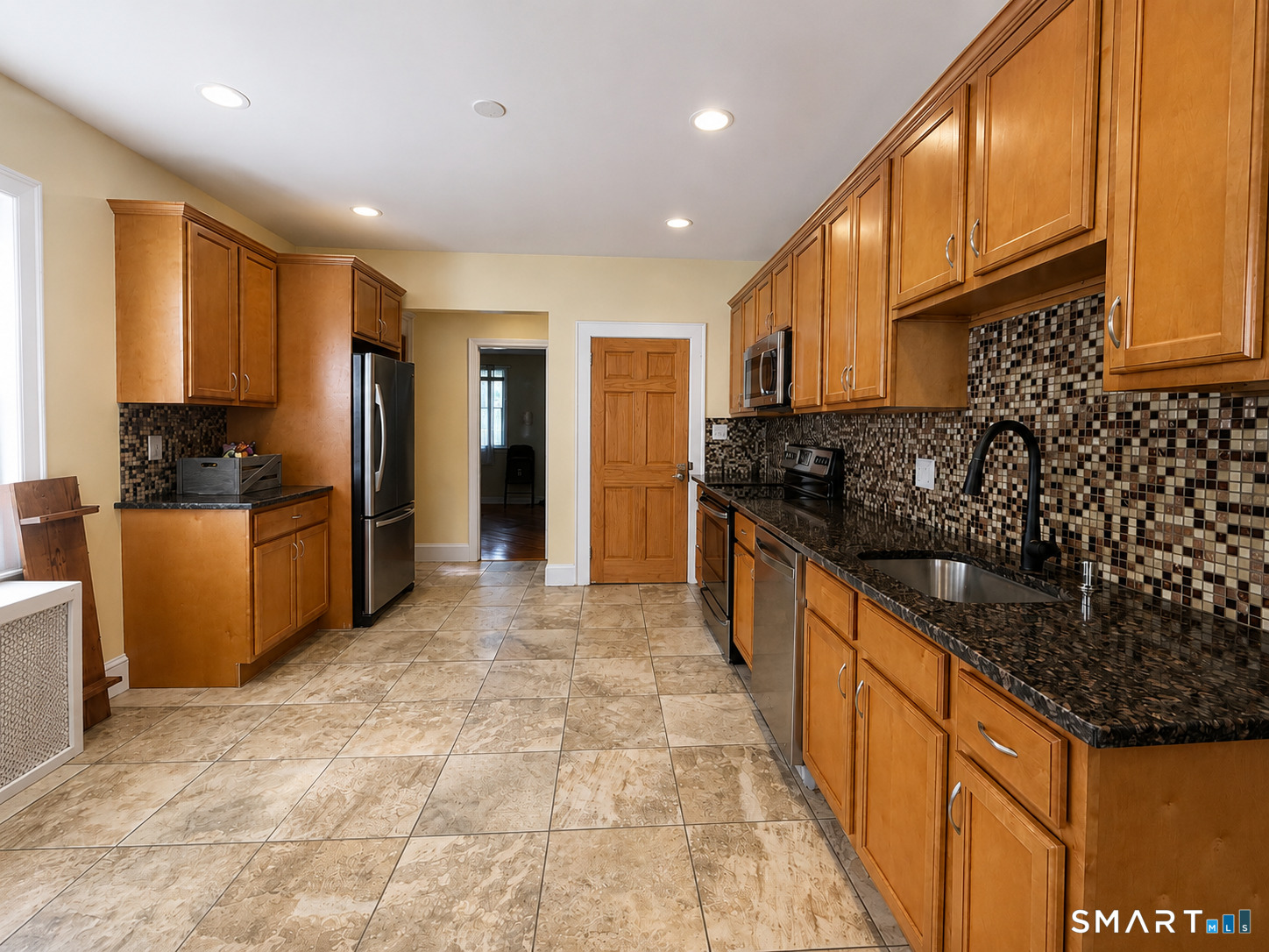 119 Dover Road Unit: 1st Floor
