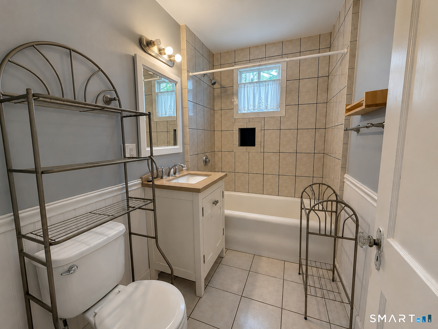 119 Dover Road Unit: 1st Floor