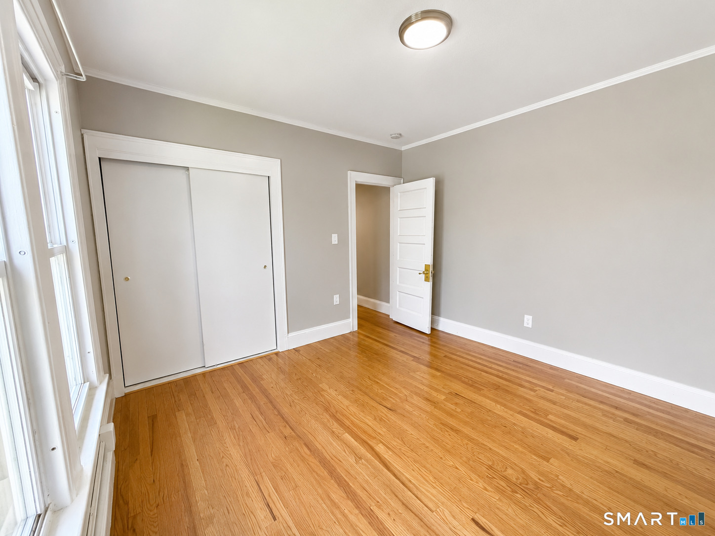 122 Dover Road Unit: 2nd Floor