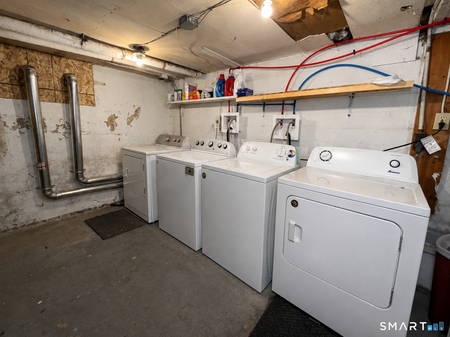 122 Dover Road Unit: 2nd Floor