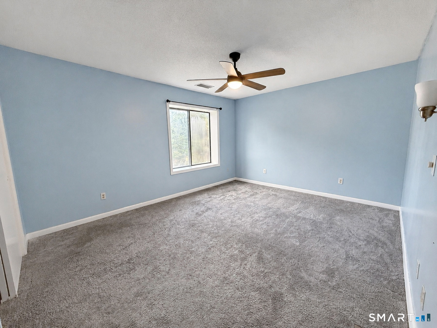 594 East Center Street Unit: H