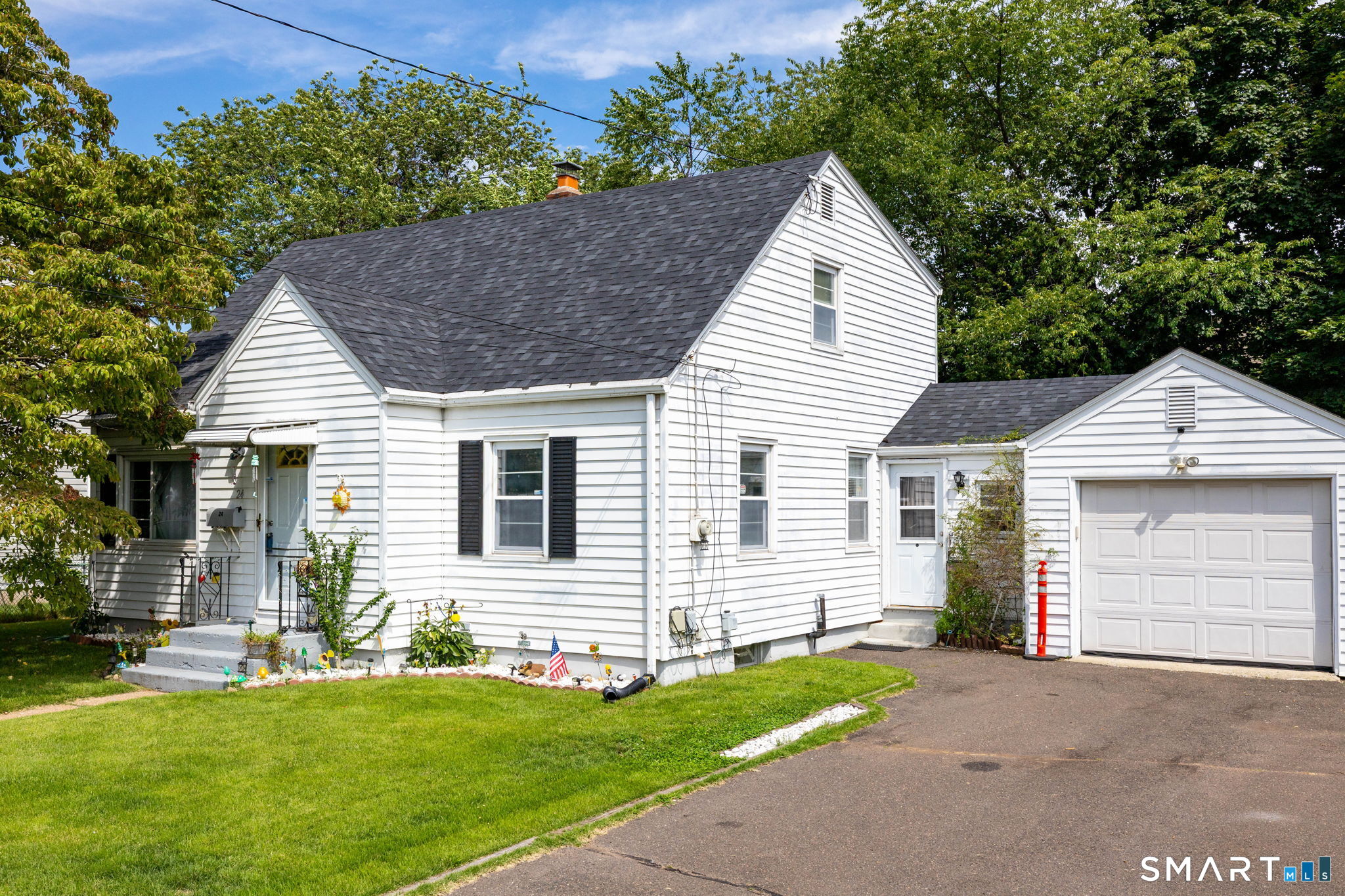 24 Mercer Avenue