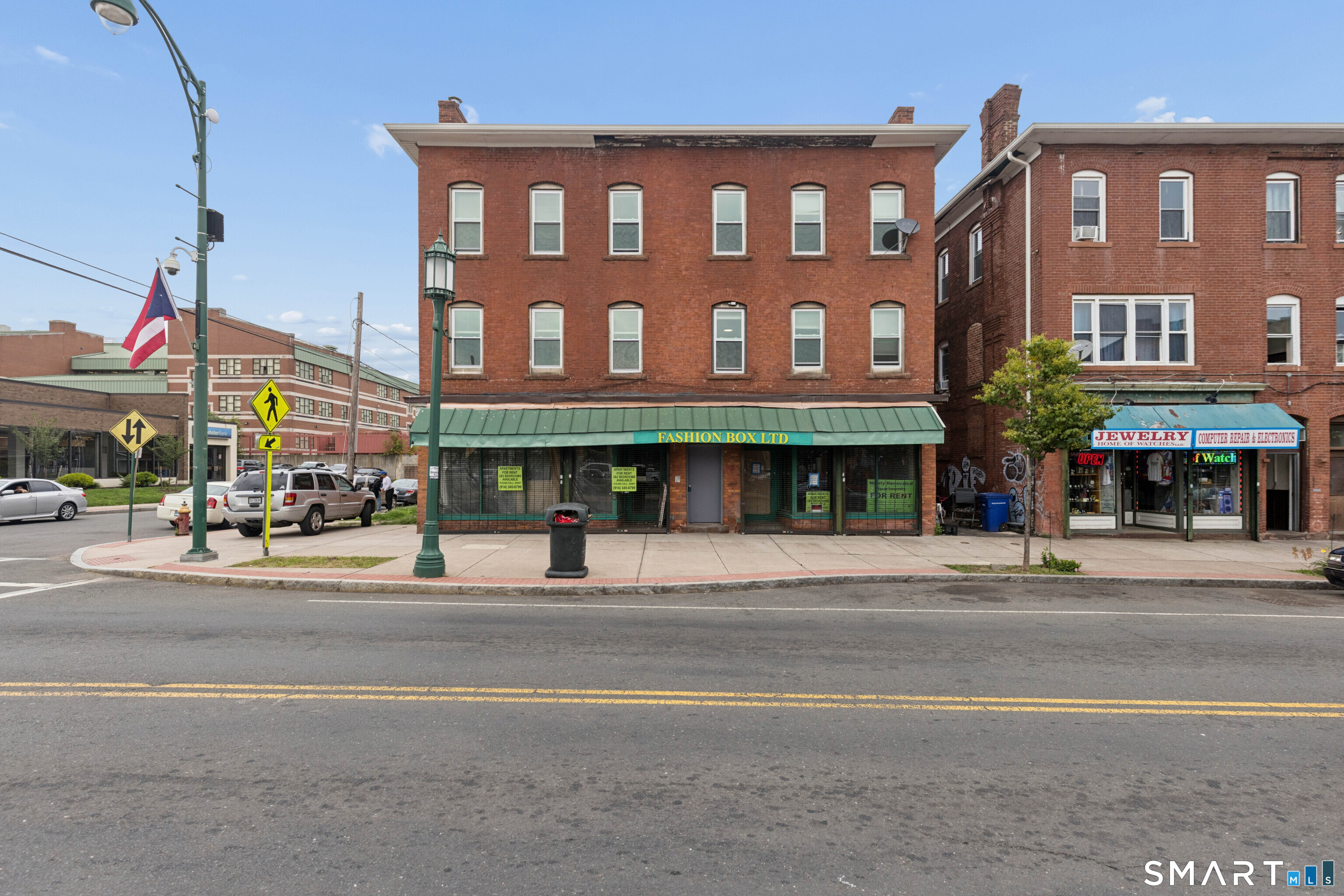 654 Park Street