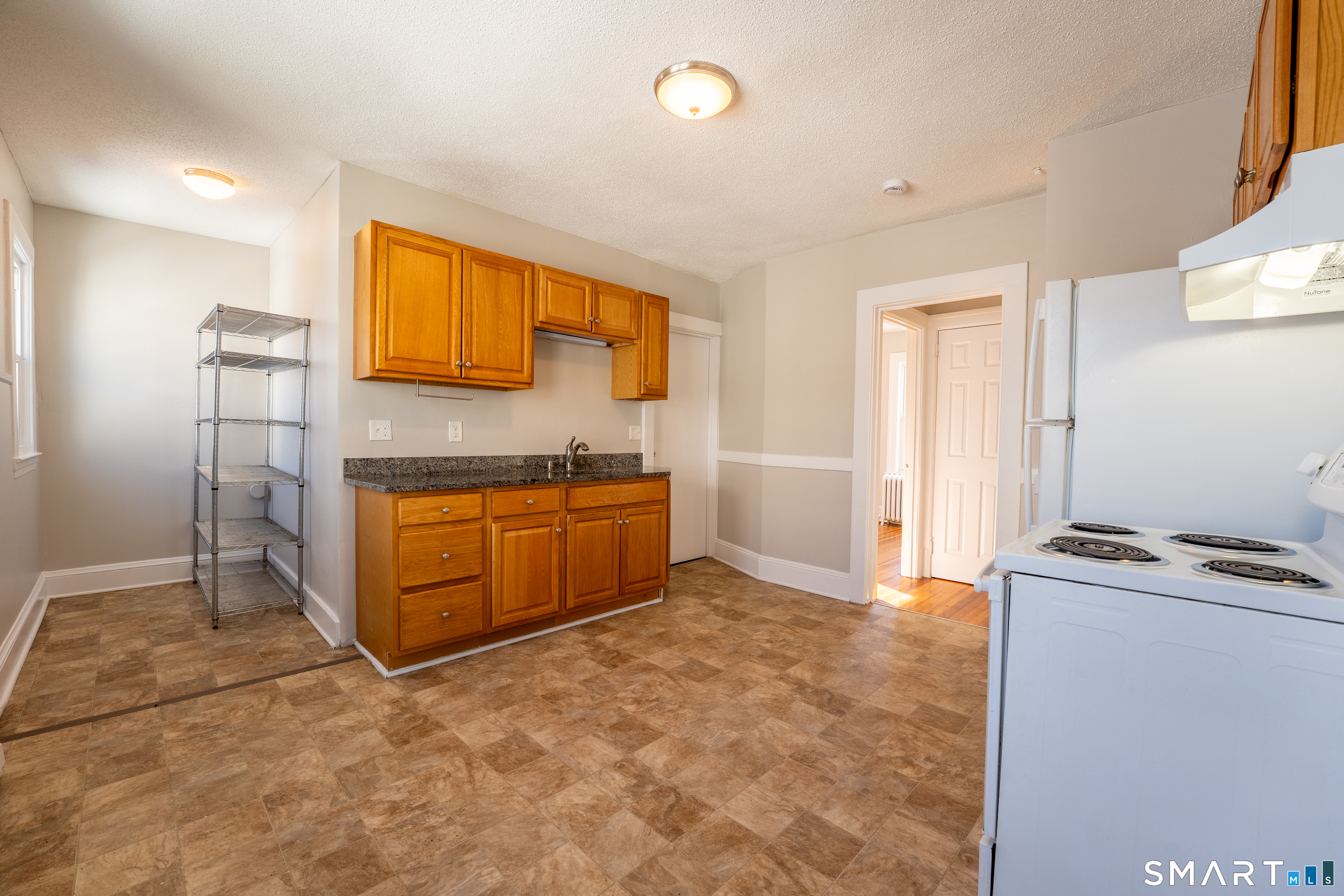 45 Boulanger Avenue Unit: 3rd Floor