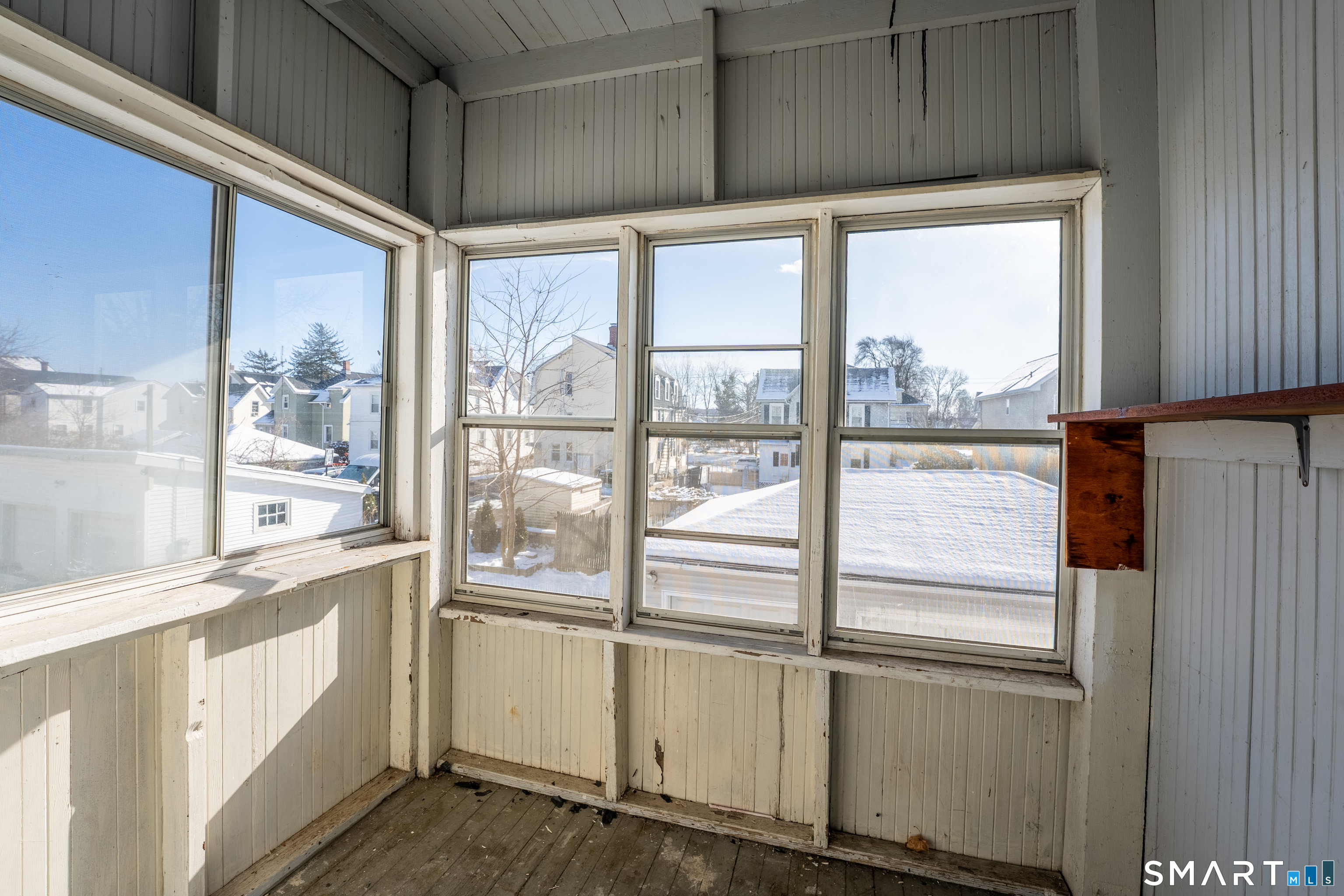 45 Boulanger Avenue Unit: 3rd Floor
