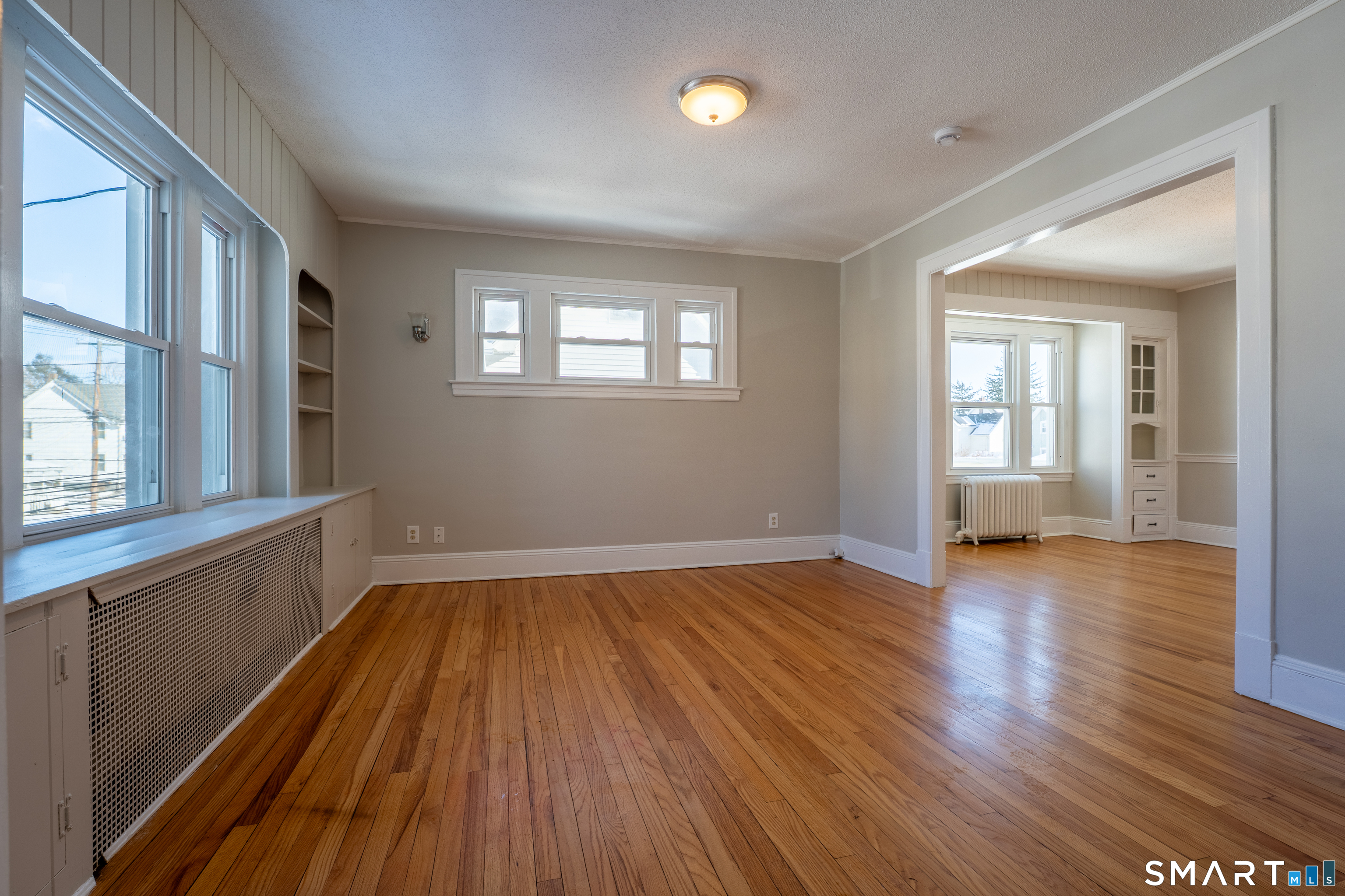 45 Boulanger Avenue Unit: 3rd Floor
