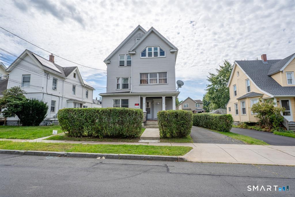 45 Boulanger Avenue Unit: 3rd Floor