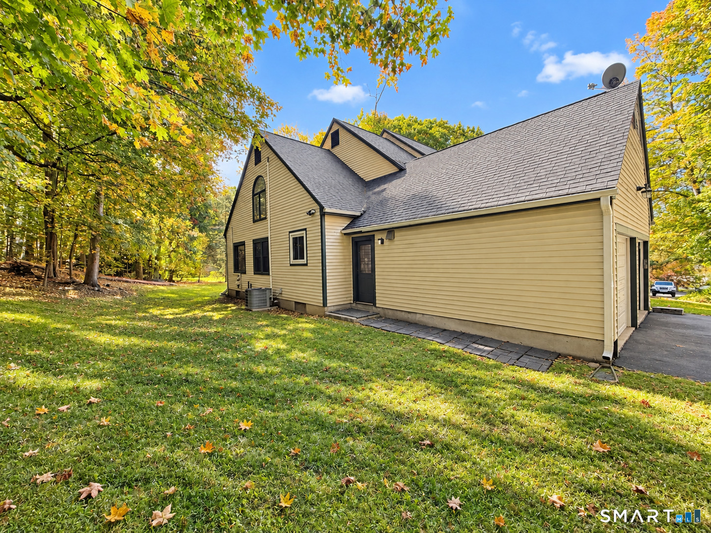 30 Green Woods Lane
