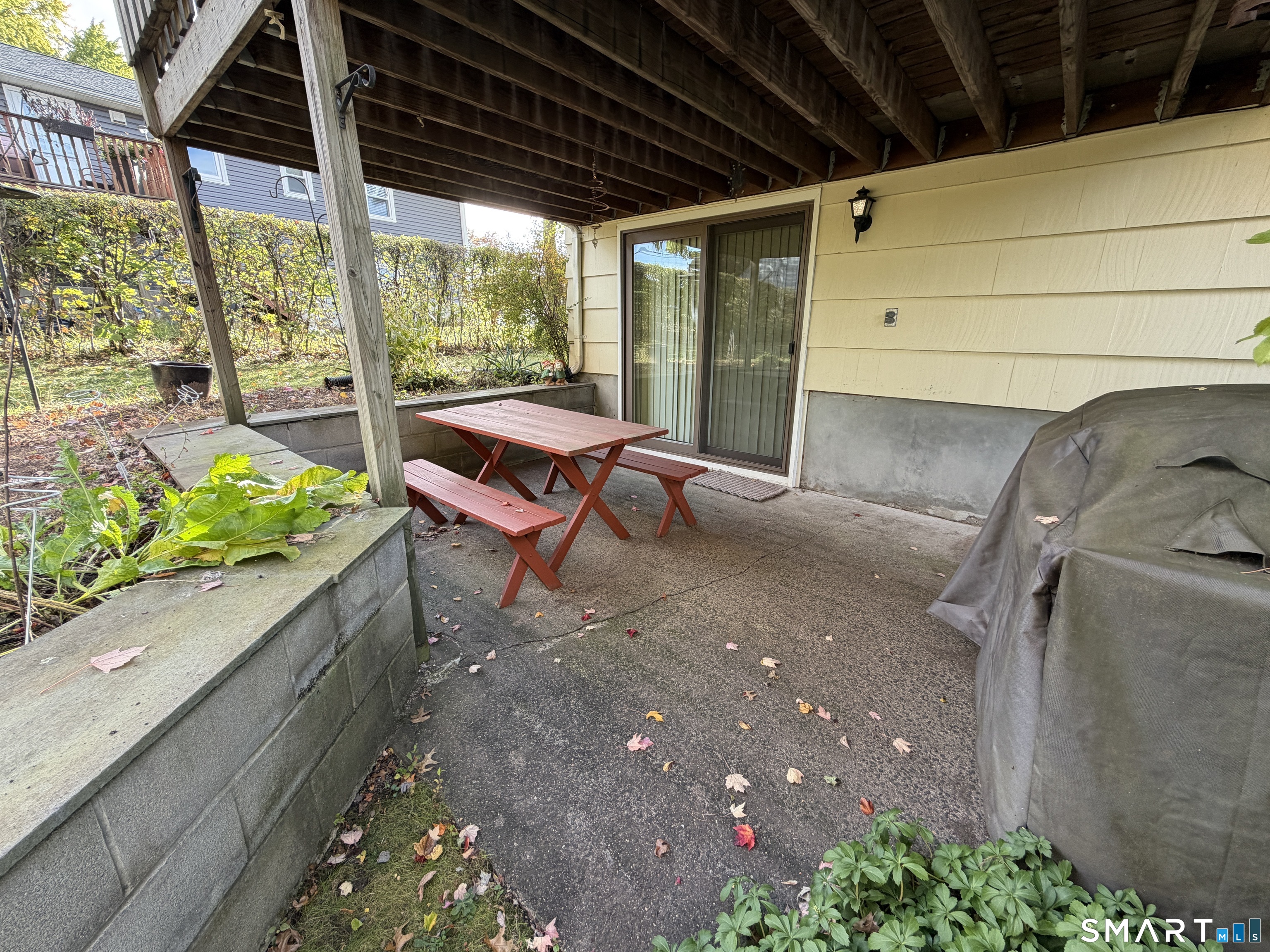 12 Nathan Hale Drive