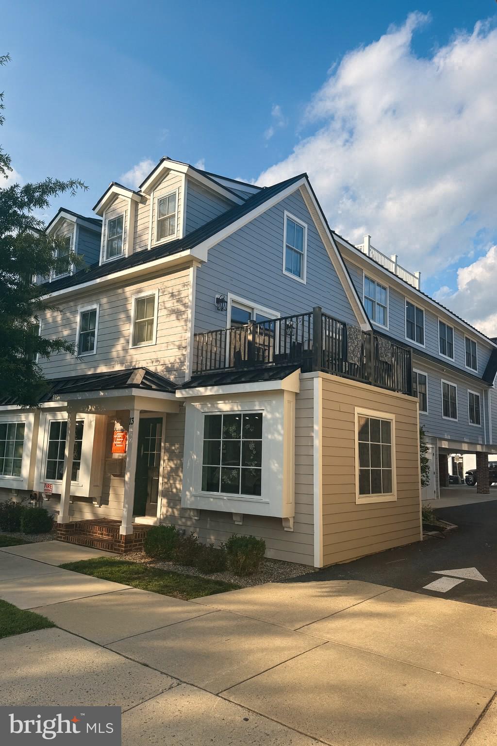 13 TANNER ST