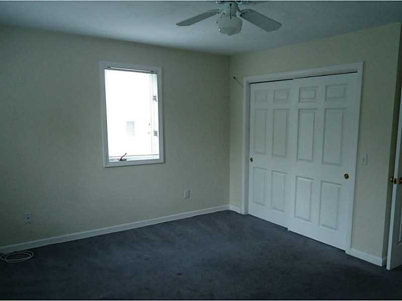 165 HOLLAND Street 19 End Unit