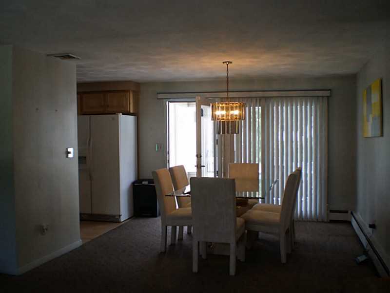 124 SOUTH COMSTOCK Parkway