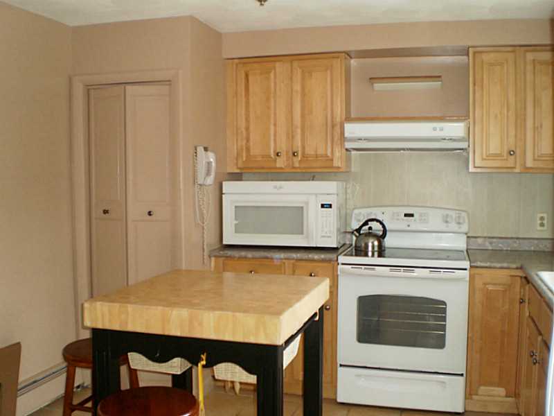 124 SOUTH COMSTOCK Parkway