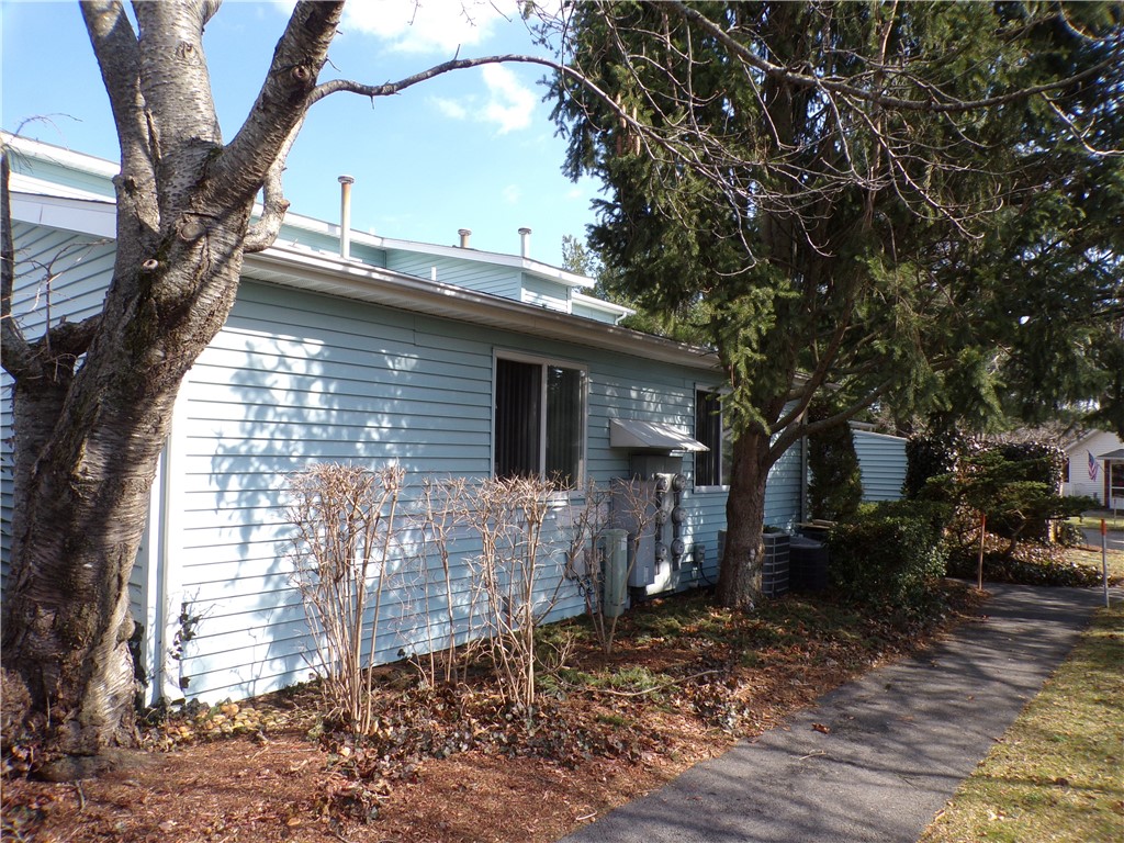 973 Great Hill Drive