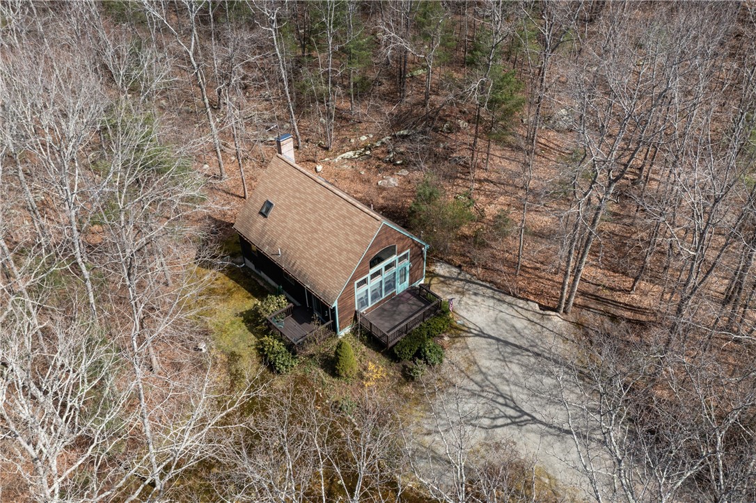 551 Carrs Trail