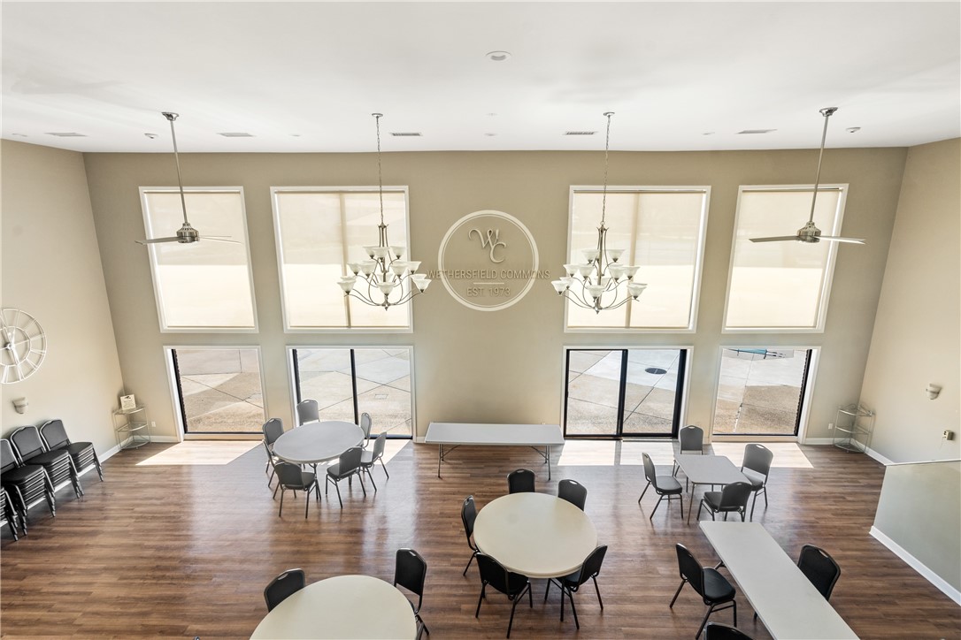 782 Williamsburg Circle