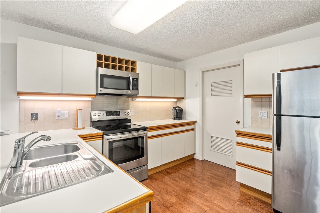 782 Williamsburg Circle