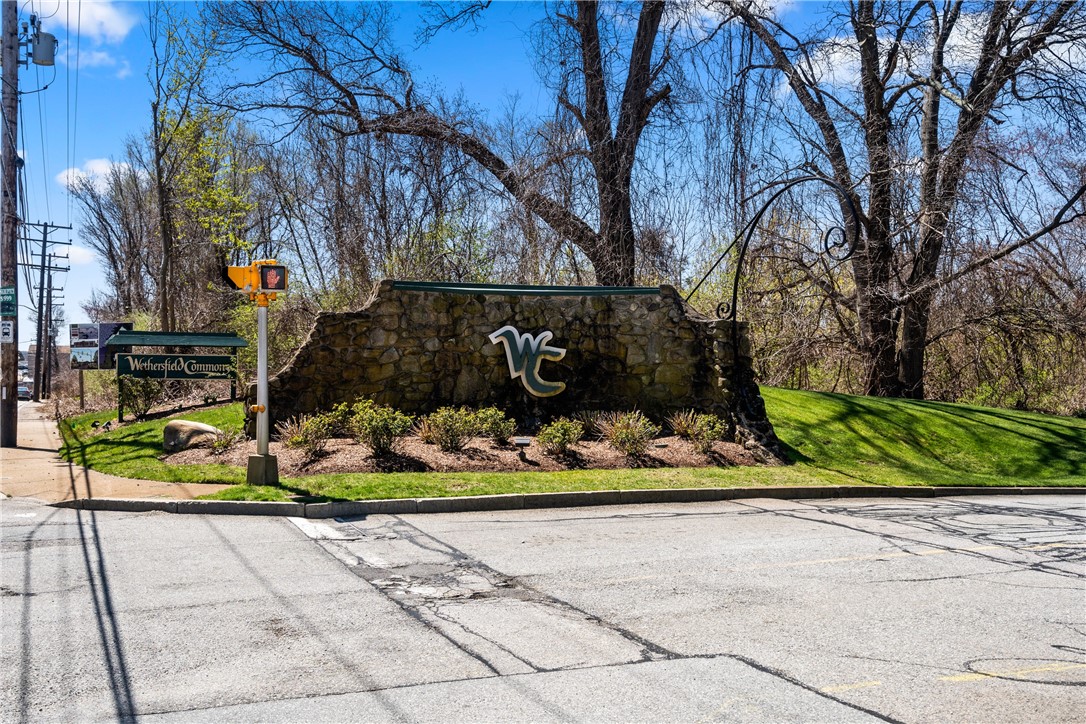 782 Williamsburg Circle