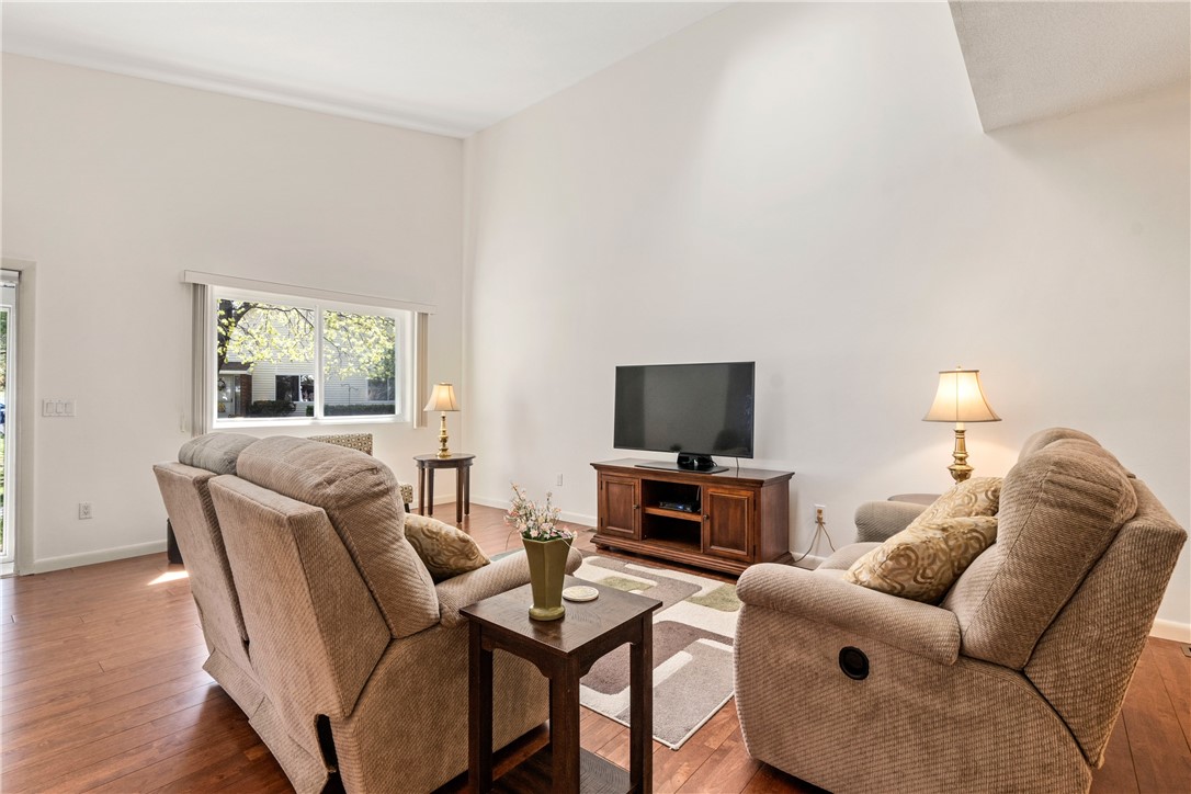 782 Williamsburg Circle