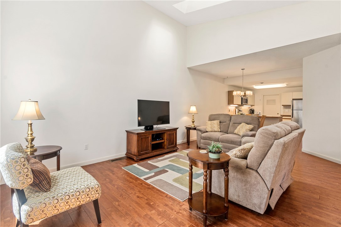 782 Williamsburg Circle