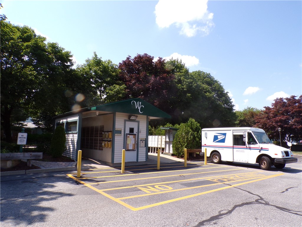 813 Williamsburg Circle