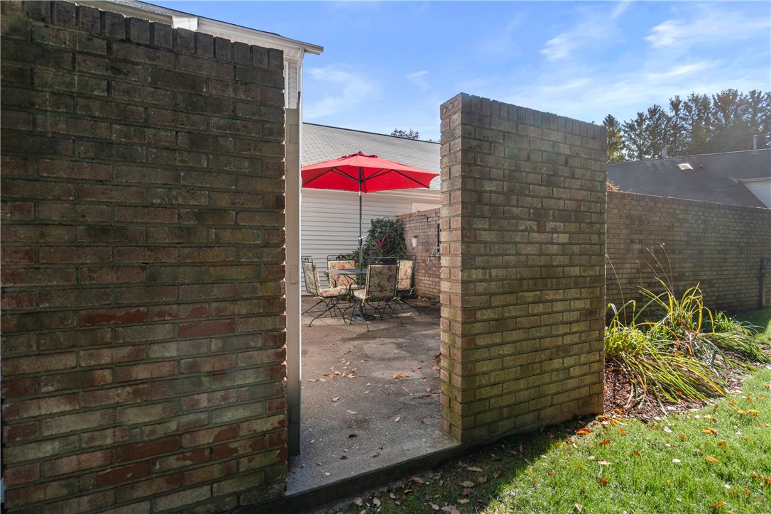 813 Williamsburg Circle