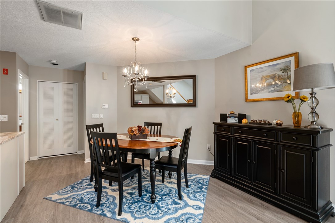 813 Williamsburg Circle