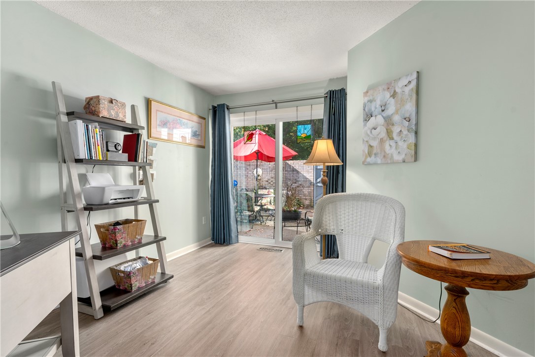 813 Williamsburg Circle