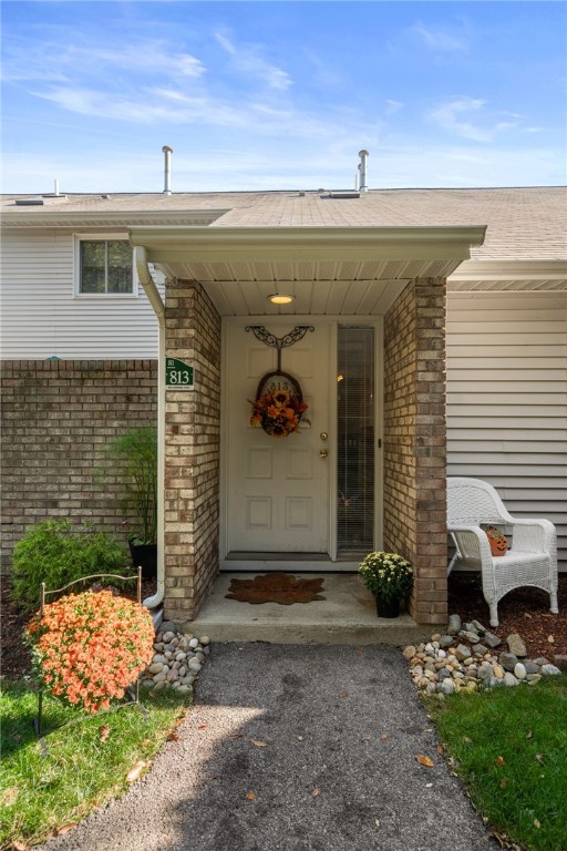 813 Williamsburg Circle