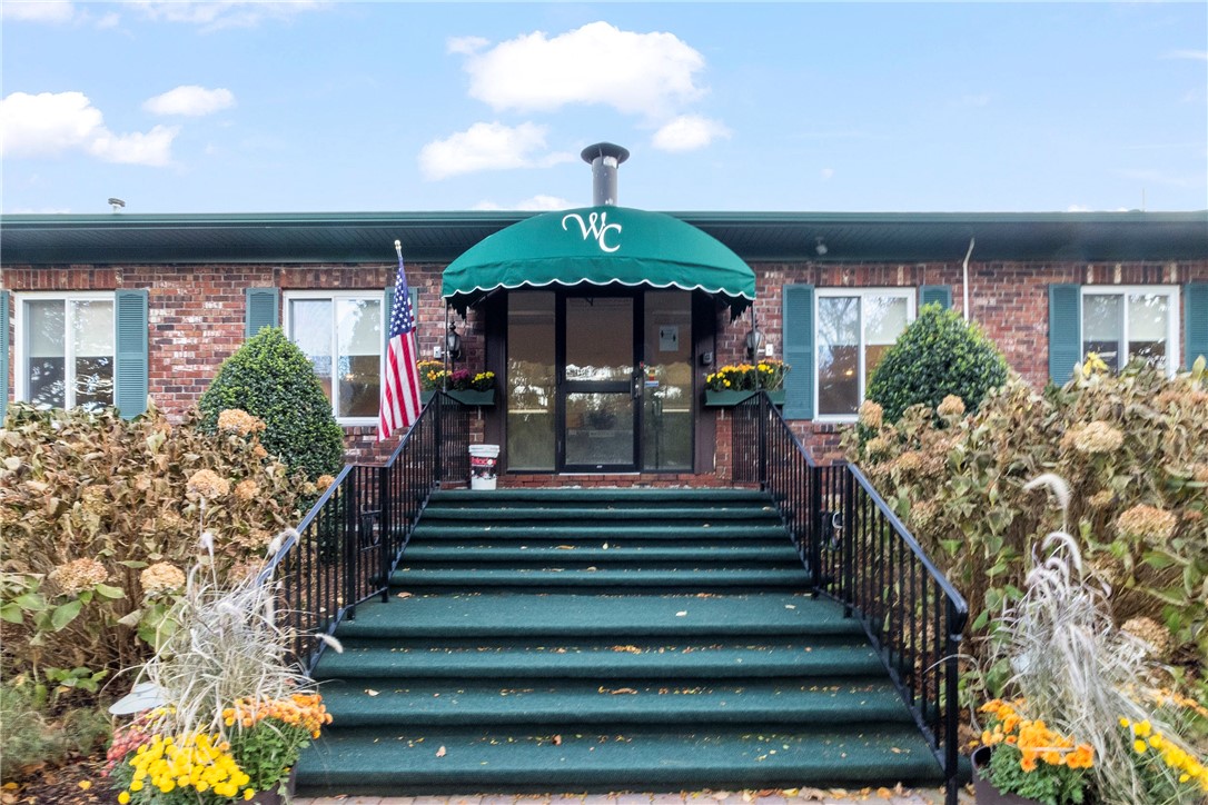 813 Williamsburg Circle