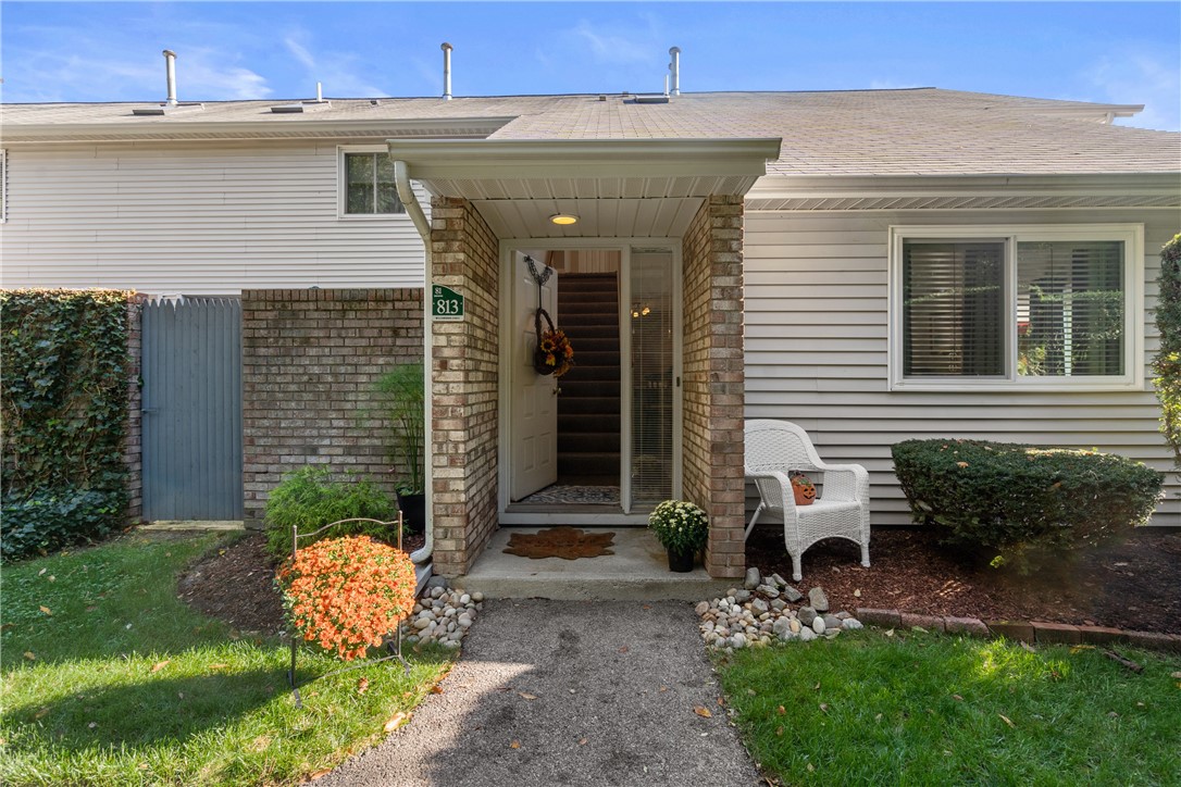 813 Williamsburg Circle