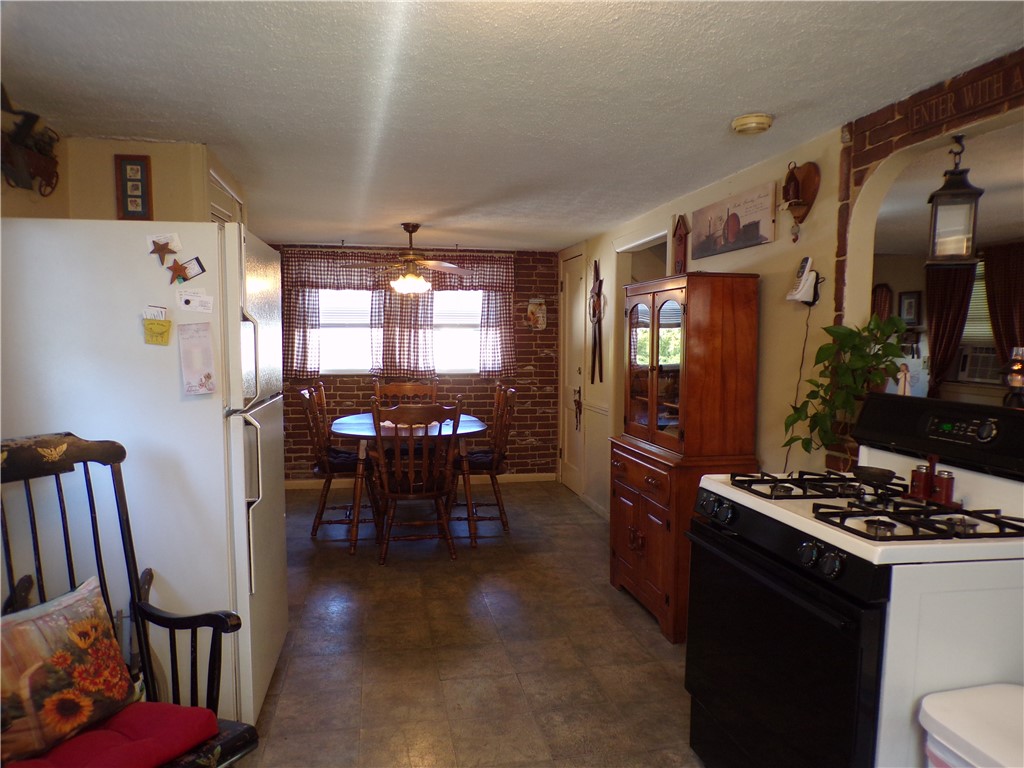 45 Samuel Gorton Avenue