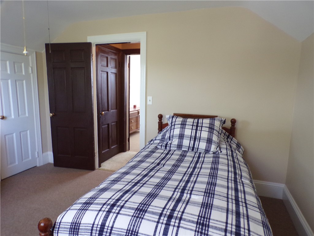 199 Gladstone Street