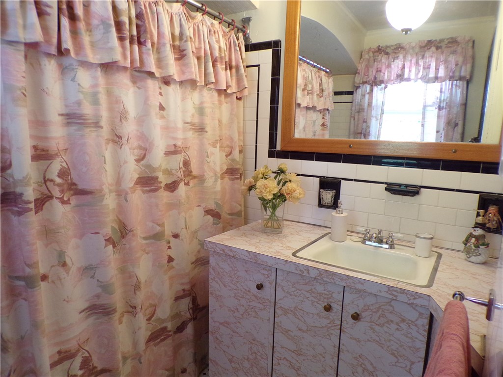 199 Gladstone Street