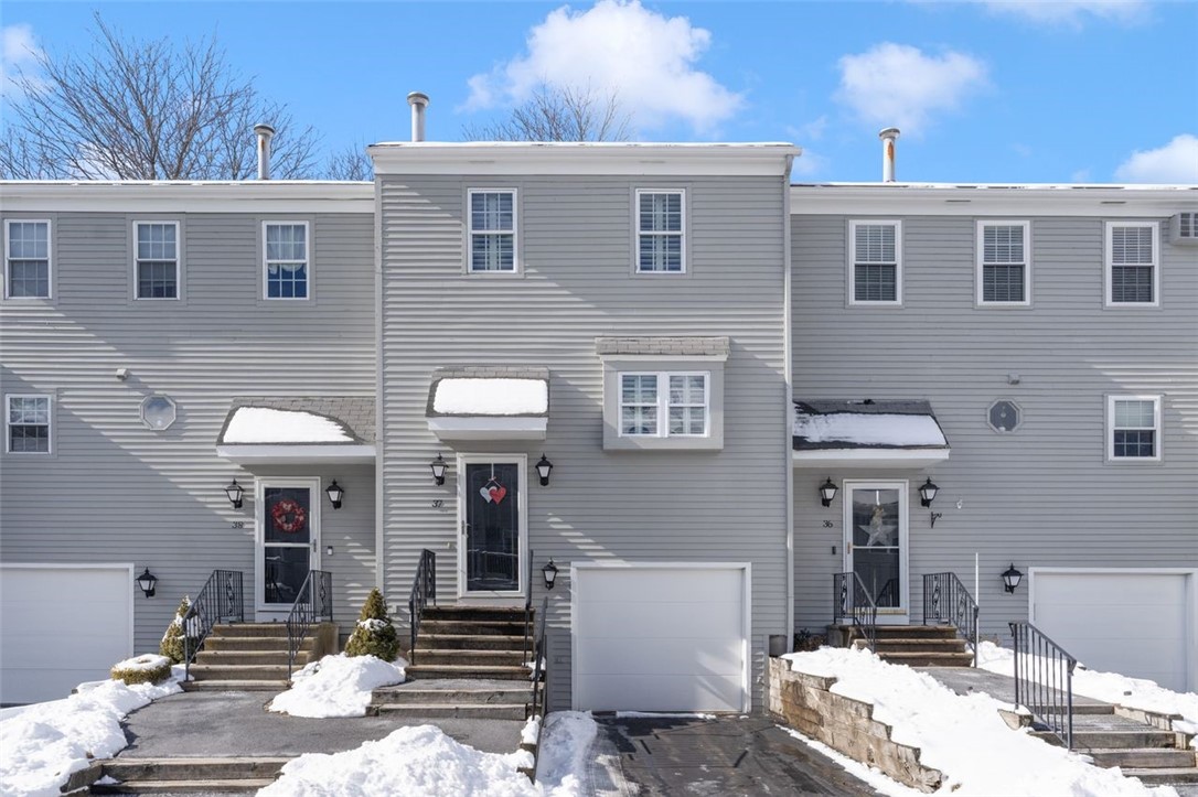 565 Quaker Lane 37