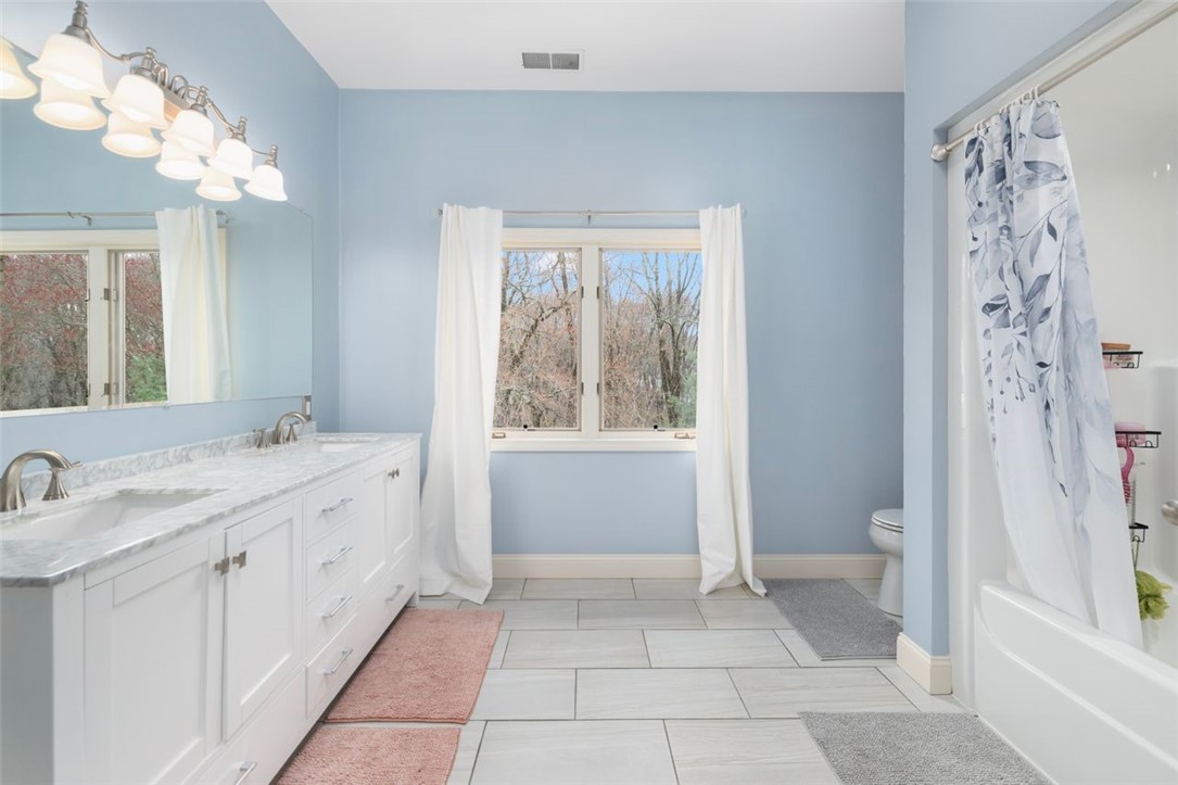 290 Larchwood Drive