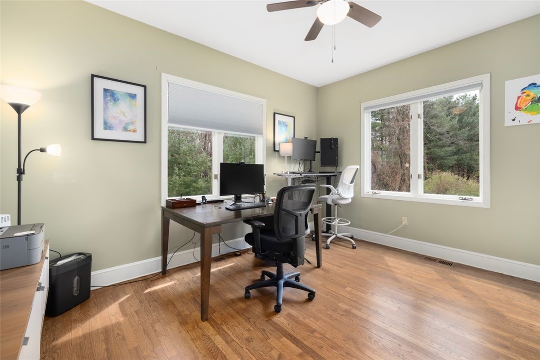 290 Larchwood Drive