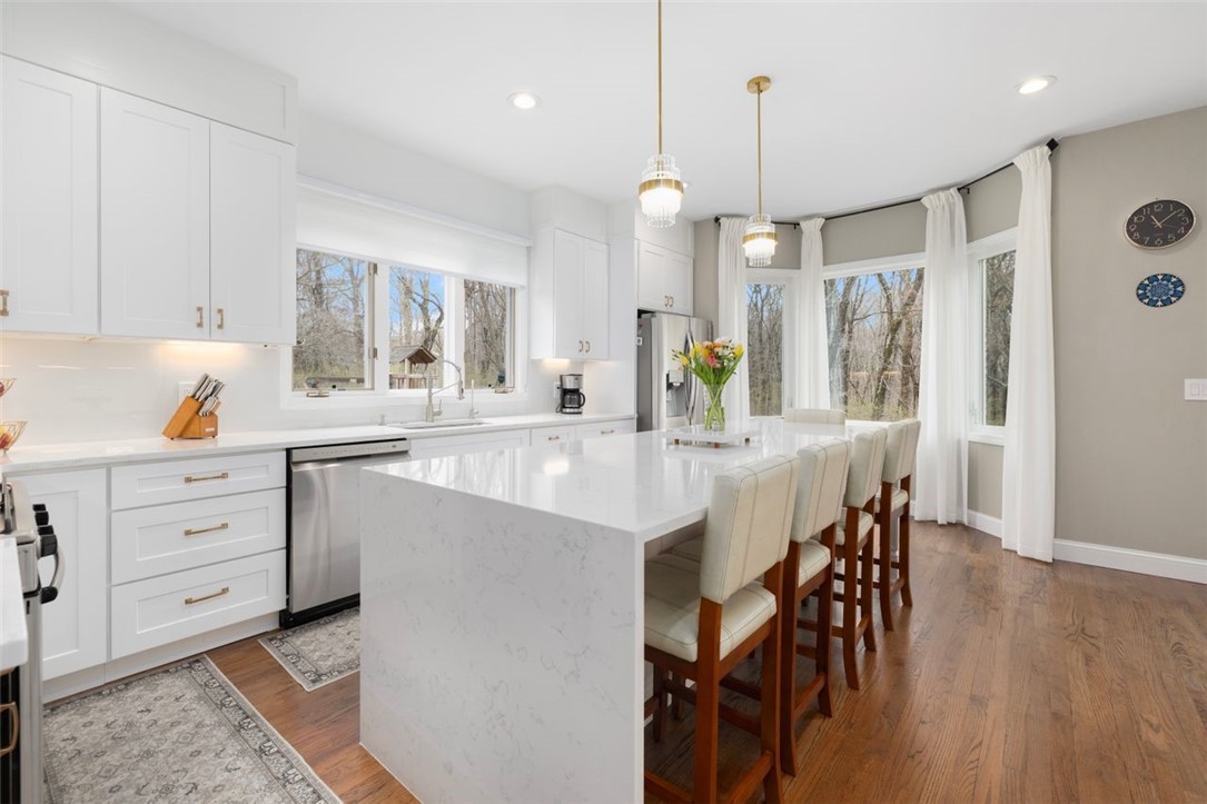 290 Larchwood Drive