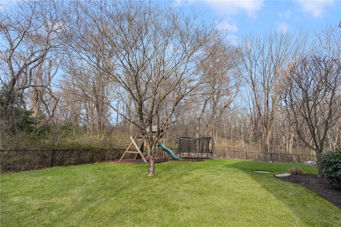 290 Larchwood Drive