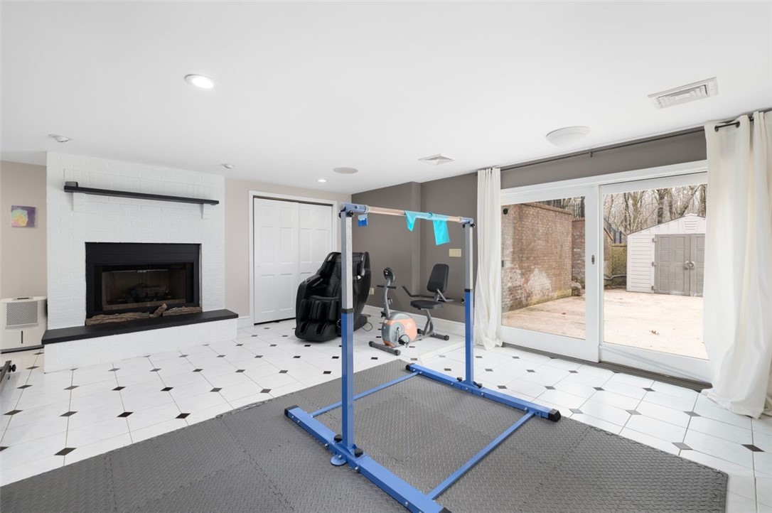 290 Larchwood Drive