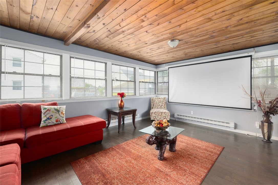 204 Reservior Avenue