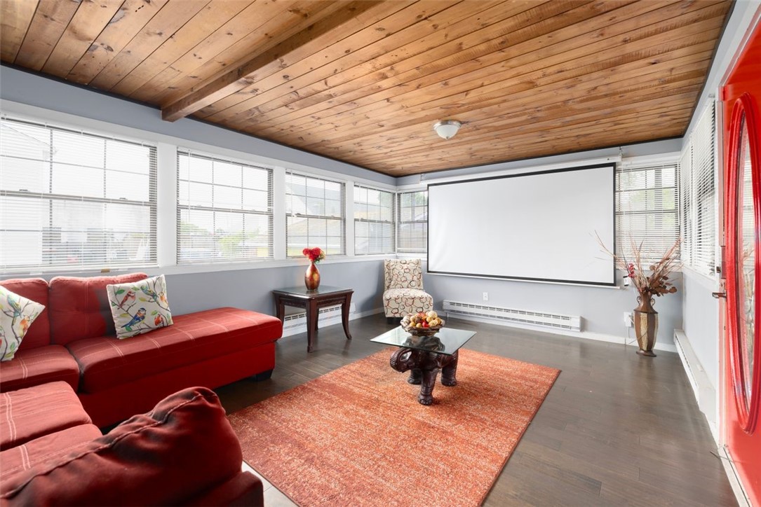 204 Reservior Avenue