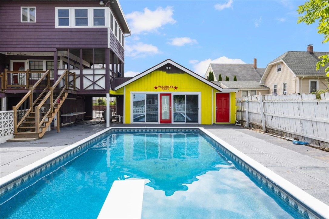 204 Reservior Avenue