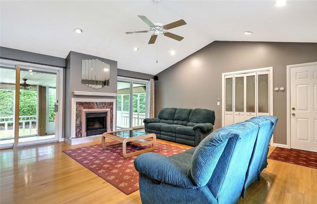 130 Hope Hill Terrace